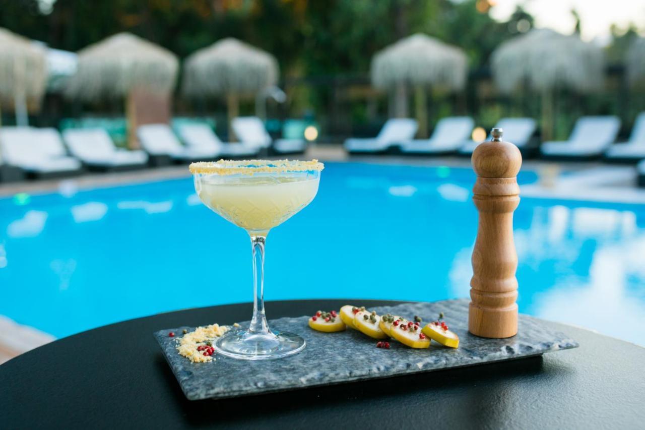Bamboo Suites Hotel Jaliszósz Kültér fotó