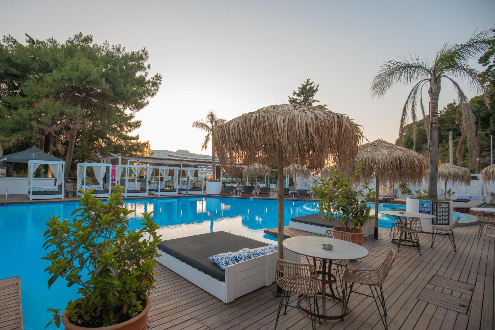 Bamboo Suites Hotel Jaliszósz Kültér fotó